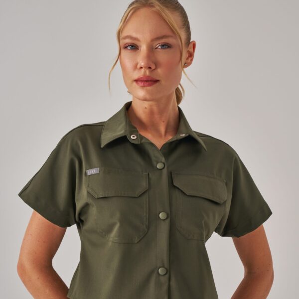 Celeste – Haki Yeşil Kadın Üst Scrubs