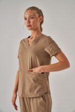 Fun – Camel Bej Kadın Üst Scrubs