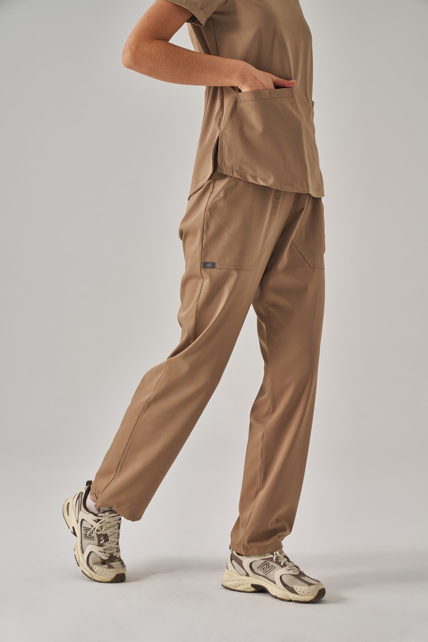 rum Rum – Camel Bej Kadın Alt Scrubs - Görsel 1