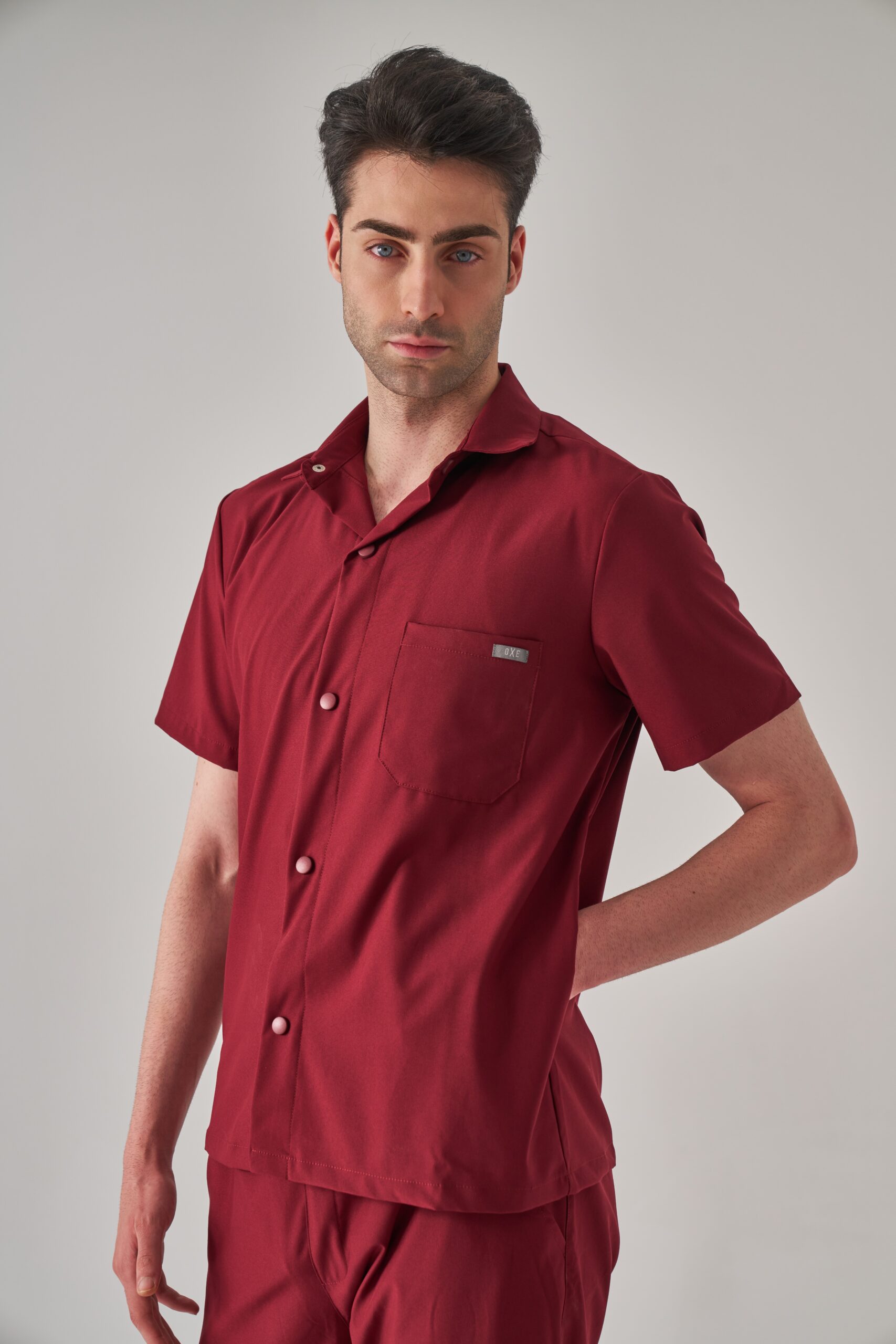 hozee Hozee – Bordo Erkek Üst Scrubs - Görsel 1