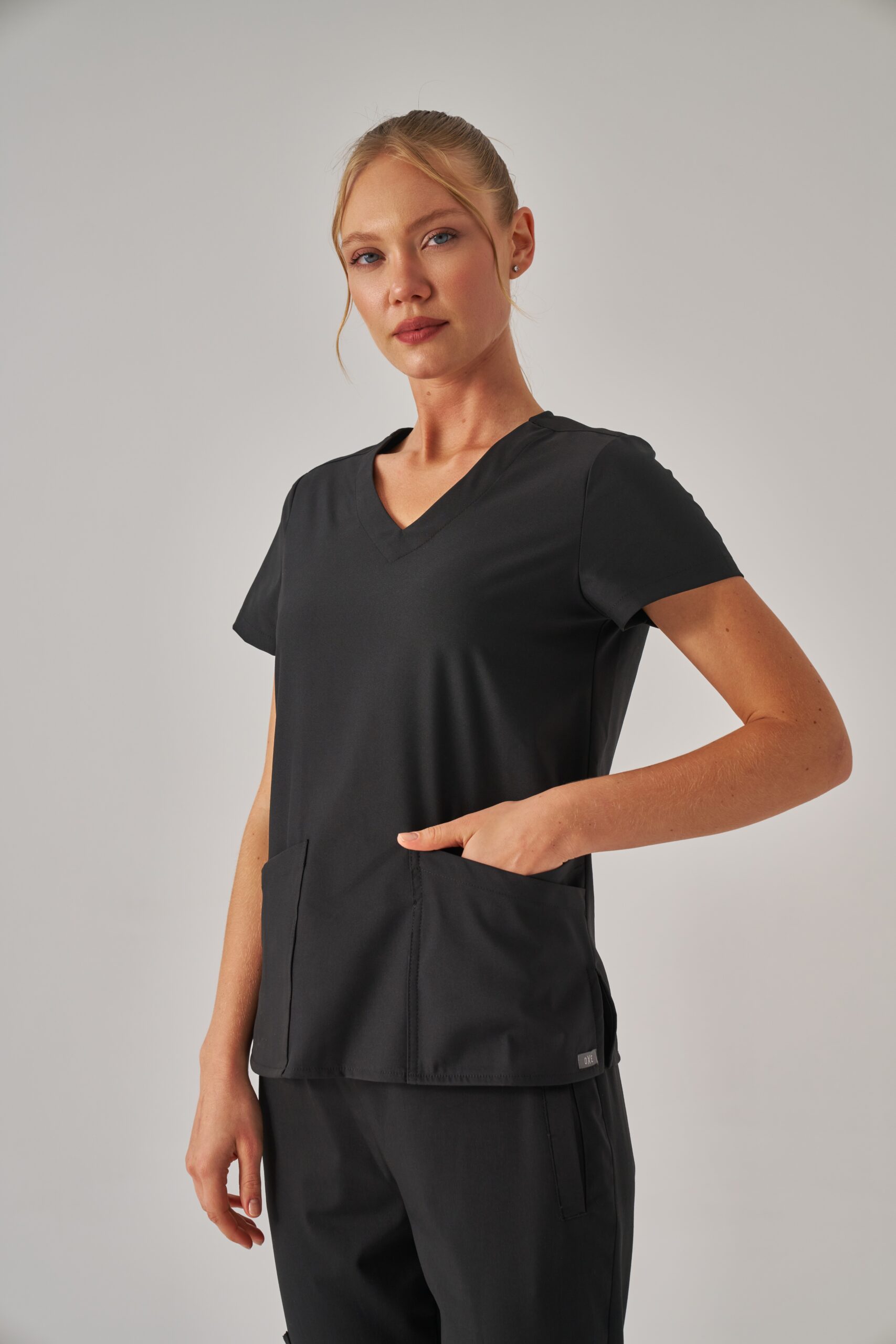 Vortex5 Vortex – Siyah Kadın Üst Scrubs - Görsel 1